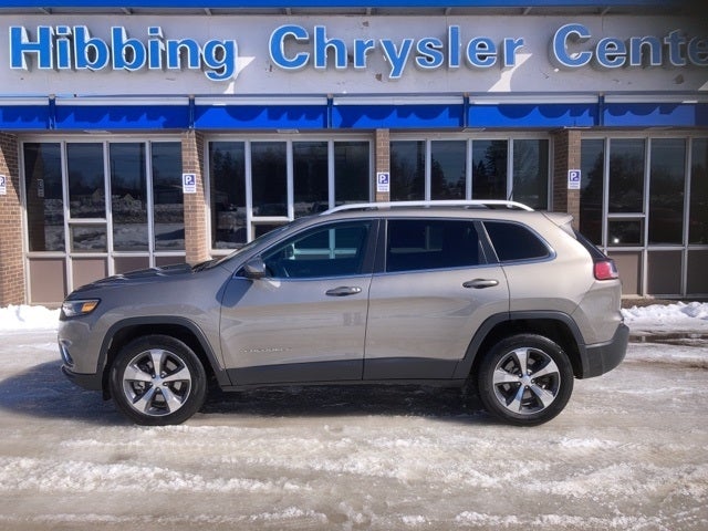 Used 2019 Jeep Cherokee Limited with VIN 1C4PJMDX3KD371191 for sale in Hibbing, Minnesota