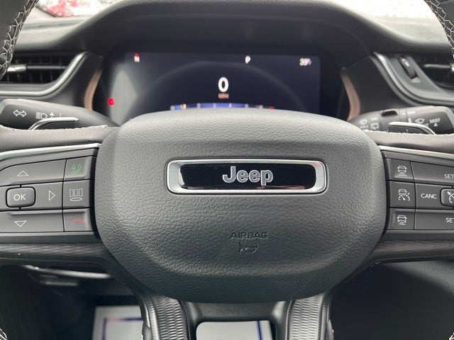 2025 Jeep Grand Cherokee Laredo X