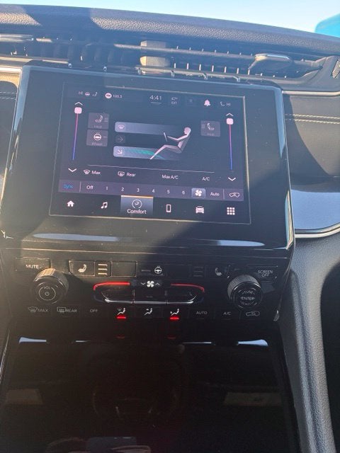 2023 Jeep Grand Cherokee Altitude X