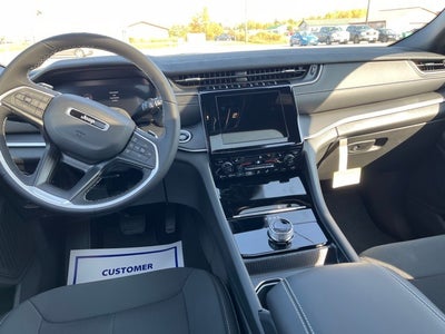 2025 Jeep Grand Cherokee Laredo X