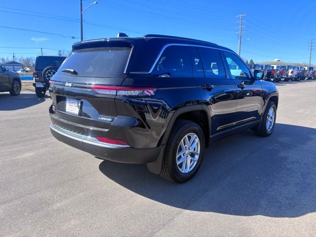 2026 Jeep Grand Cherokee Laredo