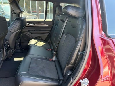 2026 Jeep Grand Cherokee Altitude