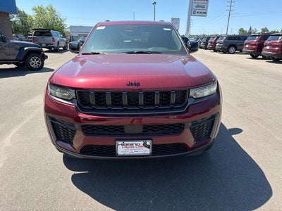 2026 Jeep Grand Cherokee Altitude