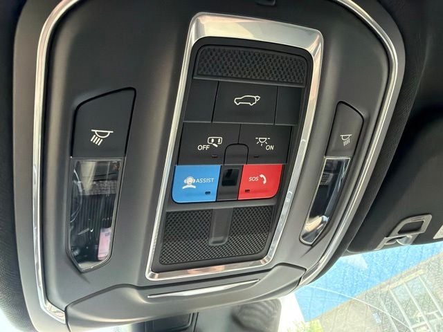 2026 Jeep Grand Cherokee Altitude