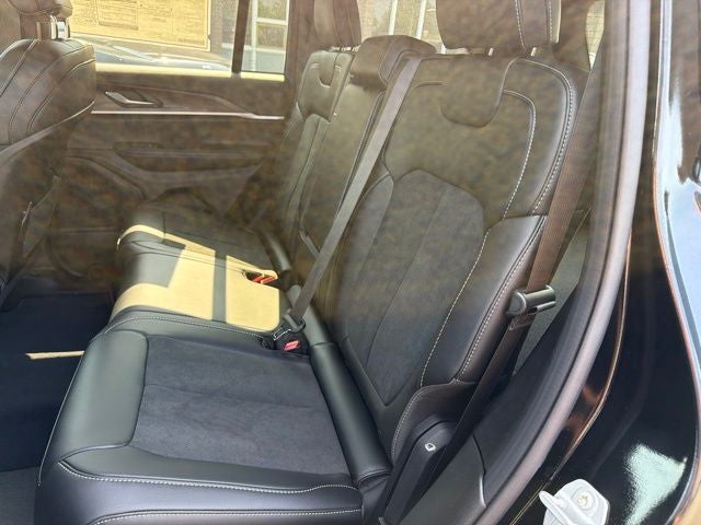 2026 Jeep Grand Cherokee Altitude