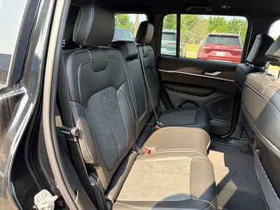 2026 Jeep Grand Cherokee Altitude