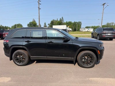 2026 Jeep Grand Cherokee Altitude