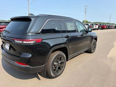 2026 Jeep Grand Cherokee Altitude