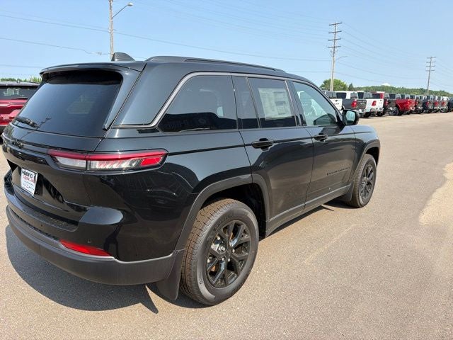 2026 Jeep Grand Cherokee Altitude