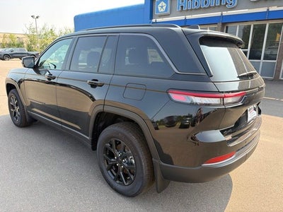2026 Jeep Grand Cherokee Altitude