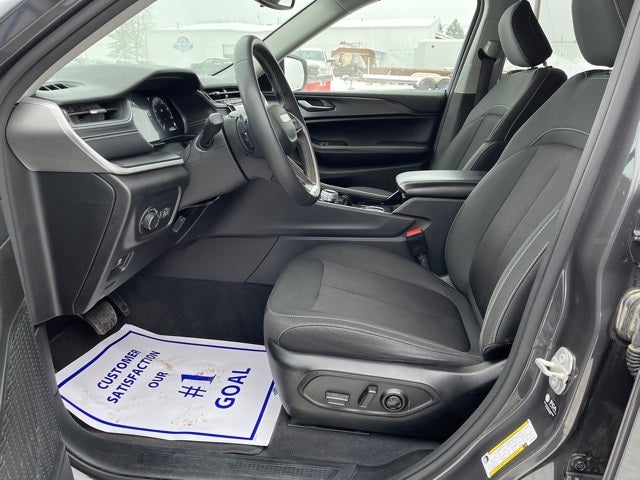 2023 Jeep Grand Cherokee L Laredo