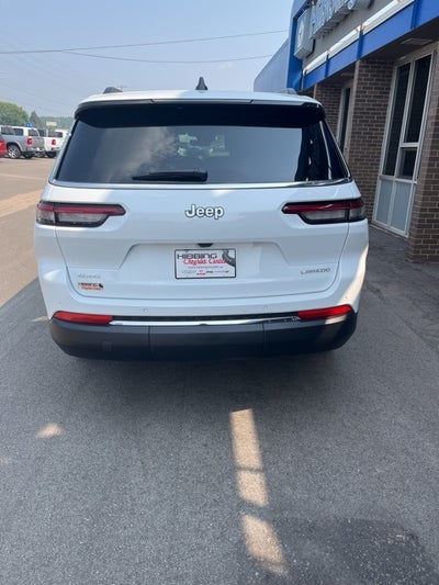 2025 Jeep Grand Cherokee Laredo