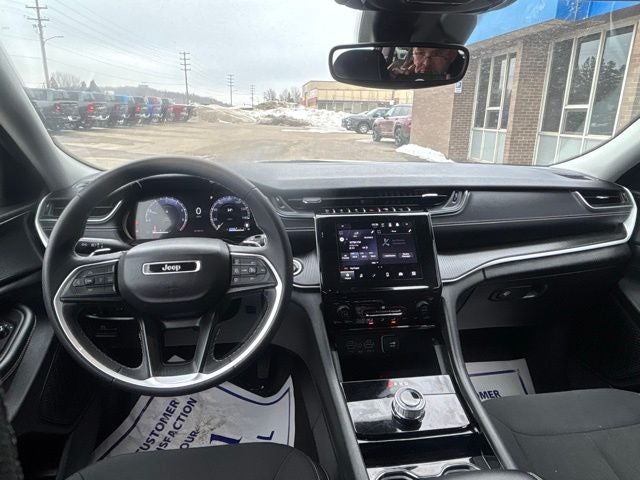 2023 Jeep Grand Cherokee L Laredo