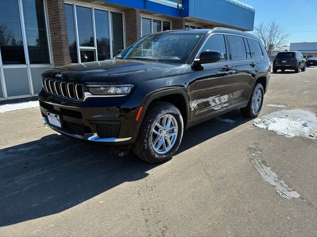 Used 2023 Jeep Grand Cherokee L Laredo with VIN 1C4RJKAG6P8818467 for sale in Hibbing, Minnesota