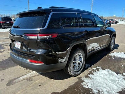 2023 Jeep Grand Cherokee L Laredo