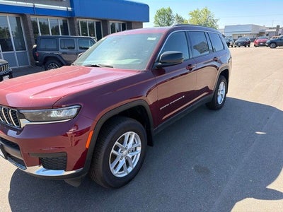 2026 Jeep Grand Cherokee Laredo