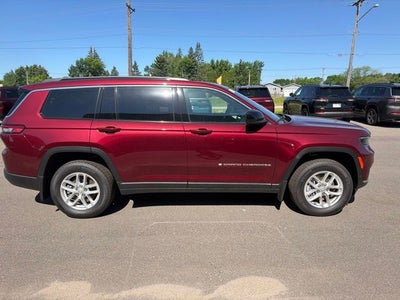 2026 Jeep Grand Cherokee Laredo