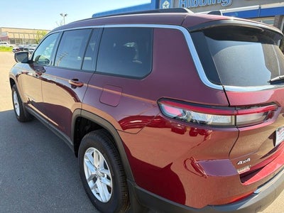 2026 Jeep Grand Cherokee Laredo