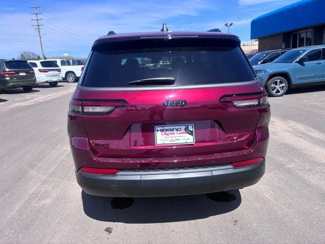 2026 Jeep Grand Cherokee Laredo