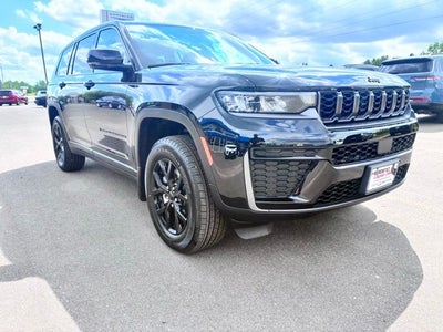 2026 Jeep Grand Cherokee Altitude