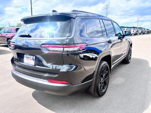2026 Jeep Grand Cherokee Altitude