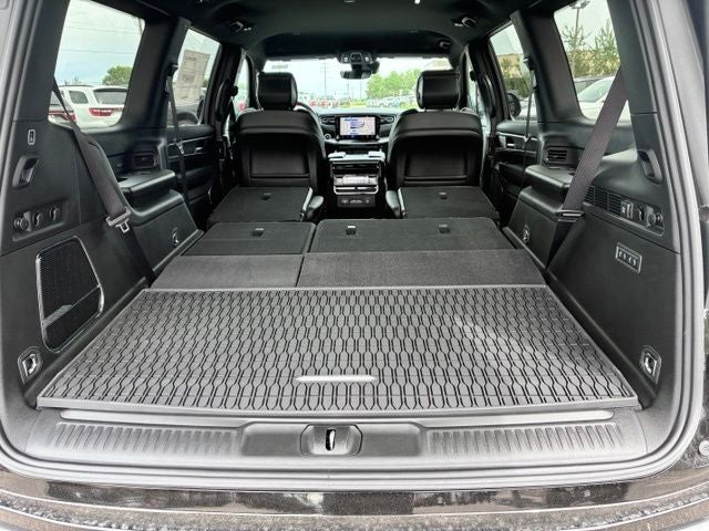 2026 Jeep Grand Wagoneer Limited Altitude