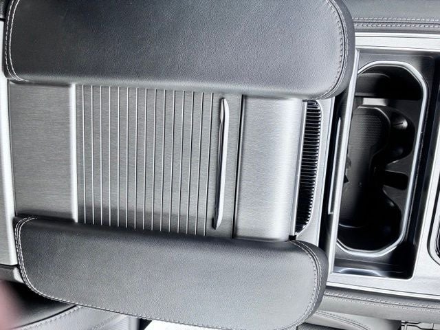 2026 Jeep Grand Wagoneer Limited Altitude