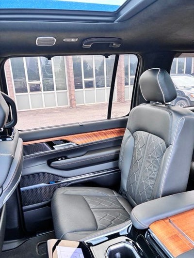 2022 Jeep Grand Wagoneer Series III