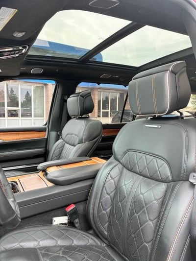 2022 Jeep Grand Wagoneer Series III