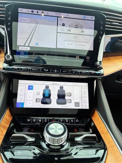 2022 Jeep Grand Wagoneer Series III
