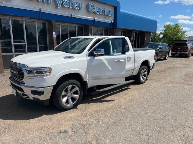 Used 2020 RAM Ram 1500 Pickup Limited with VIN 1C6SRFHT7LN178518 for sale in Hibbing, Minnesota
