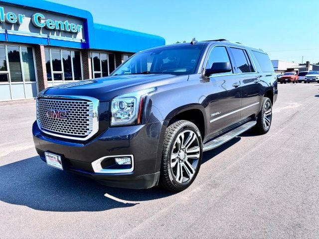 Used 2017 GMC Yukon XL Denali with VIN 1GKS2HKJ5HR403555 for sale in Hibbing, Minnesota