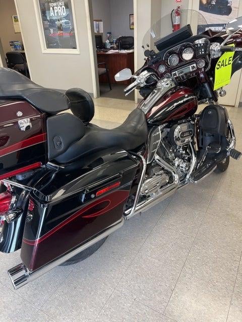 2013 Harley-Davidson CVO Ultra Classic Electra Glide Base