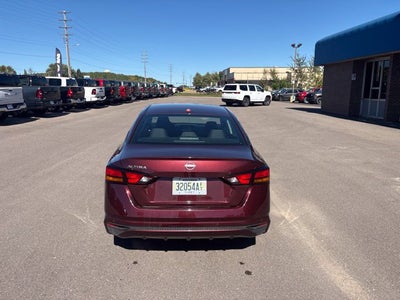 2025 Nissan Altima 2.5 SV