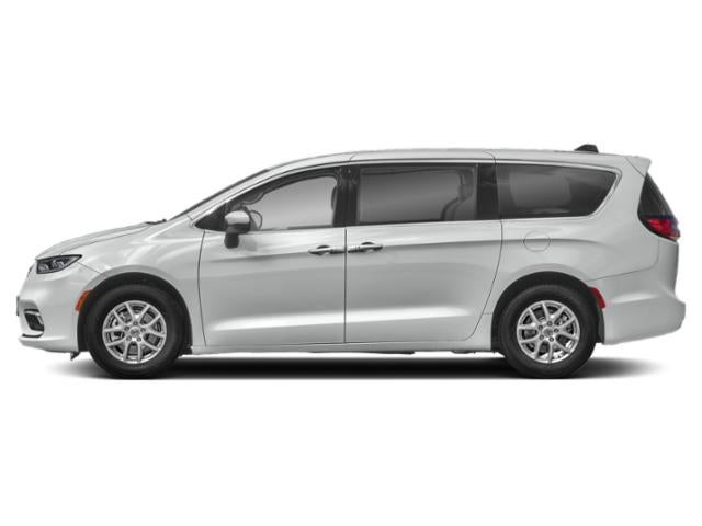 Used 2023 Chrysler Pacifica Touring L with VIN 2C4RC1BG0PR613329 for sale in Hibbing, Minnesota