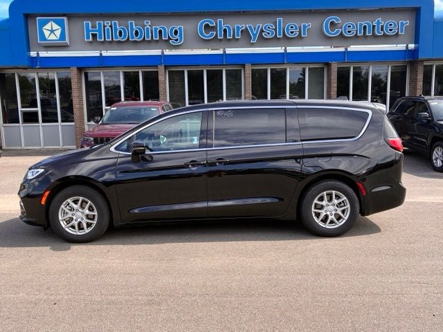 2026 Chrysler Pacifica