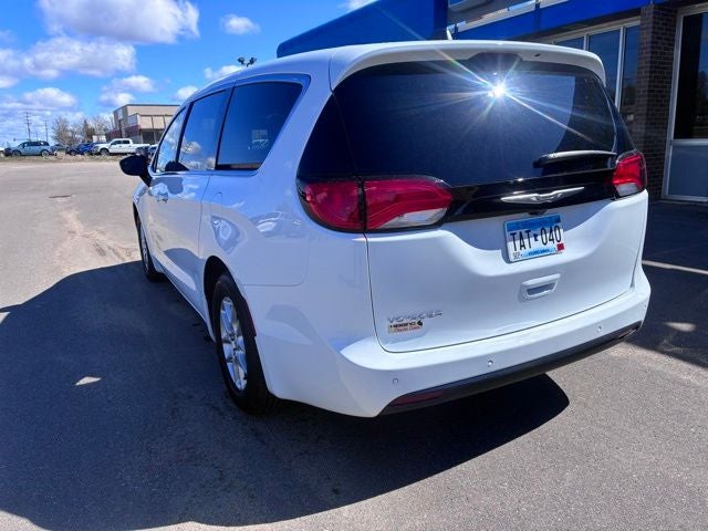 2026 Chrysler Voyager LX