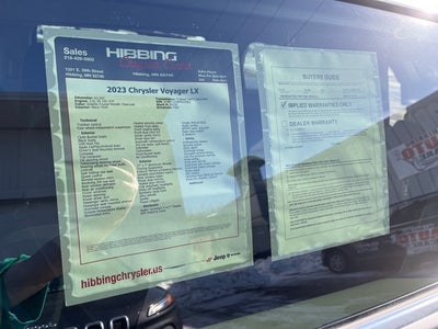 2023 Chrysler Voyager LX
