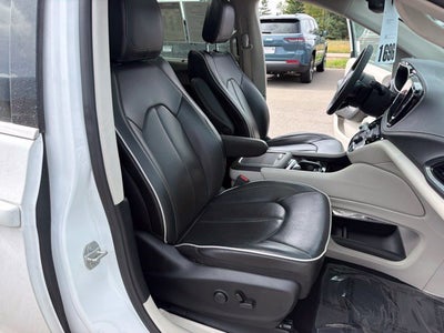2024 Chrysler Pacifica Limited