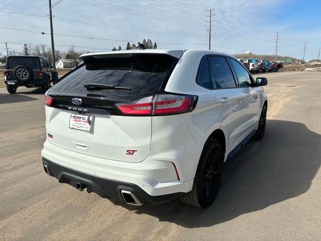 2022 Ford Edge ST