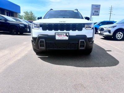 2026 Jeep Cherokee Laredo