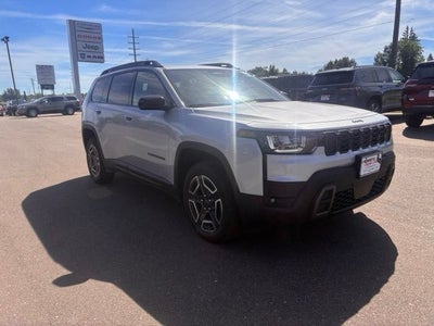 2026 Jeep Cherokee Laredo