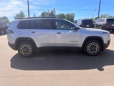 2026 Jeep Cherokee Laredo