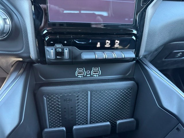2026 RAM Ram 1500 Laramie