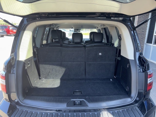 2022 Nissan Armada SV