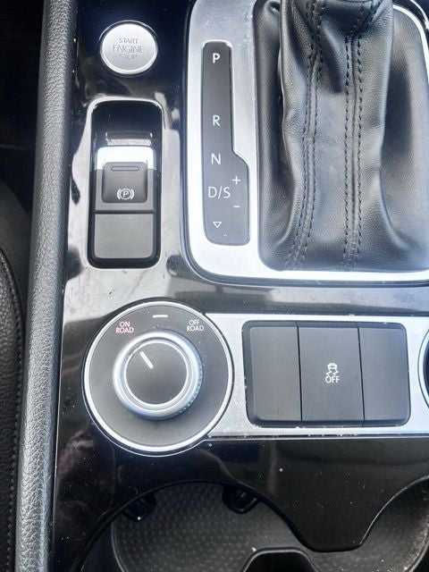 2015 Volkswagen Touareg V6 TDI Sport