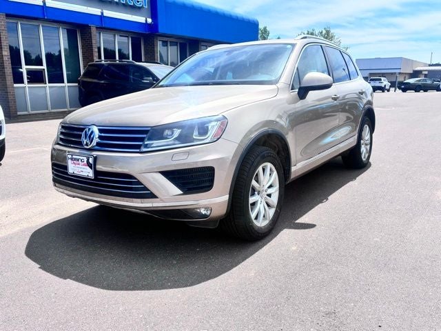 Used 2015 Volkswagen Touareg Sport with VIN WVGEP9BP6FD007824 for sale in Hibbing, Minnesota